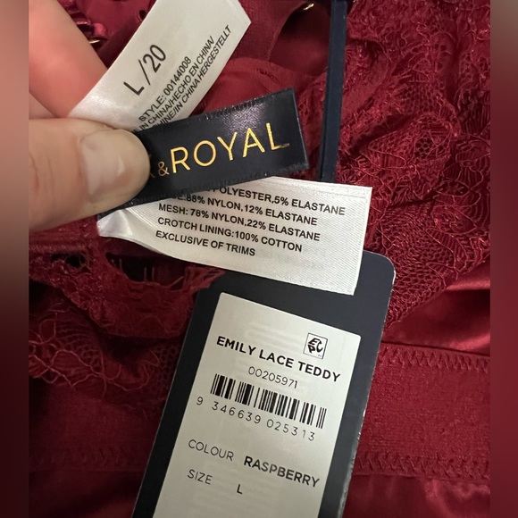 Red teddy - Picture 6 of 6